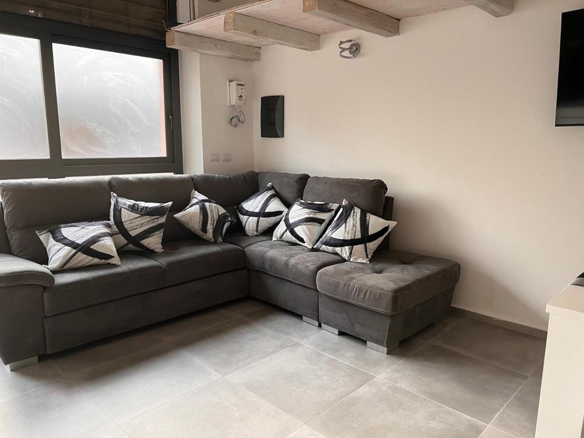 Urban Charme Loft Apartment ดอร์กาลี ภายนอก รูปภาพ