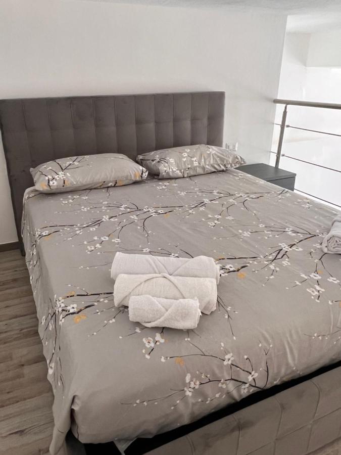 Urban Charme Loft Apartment ดอร์กาลี ภายนอก รูปภาพ