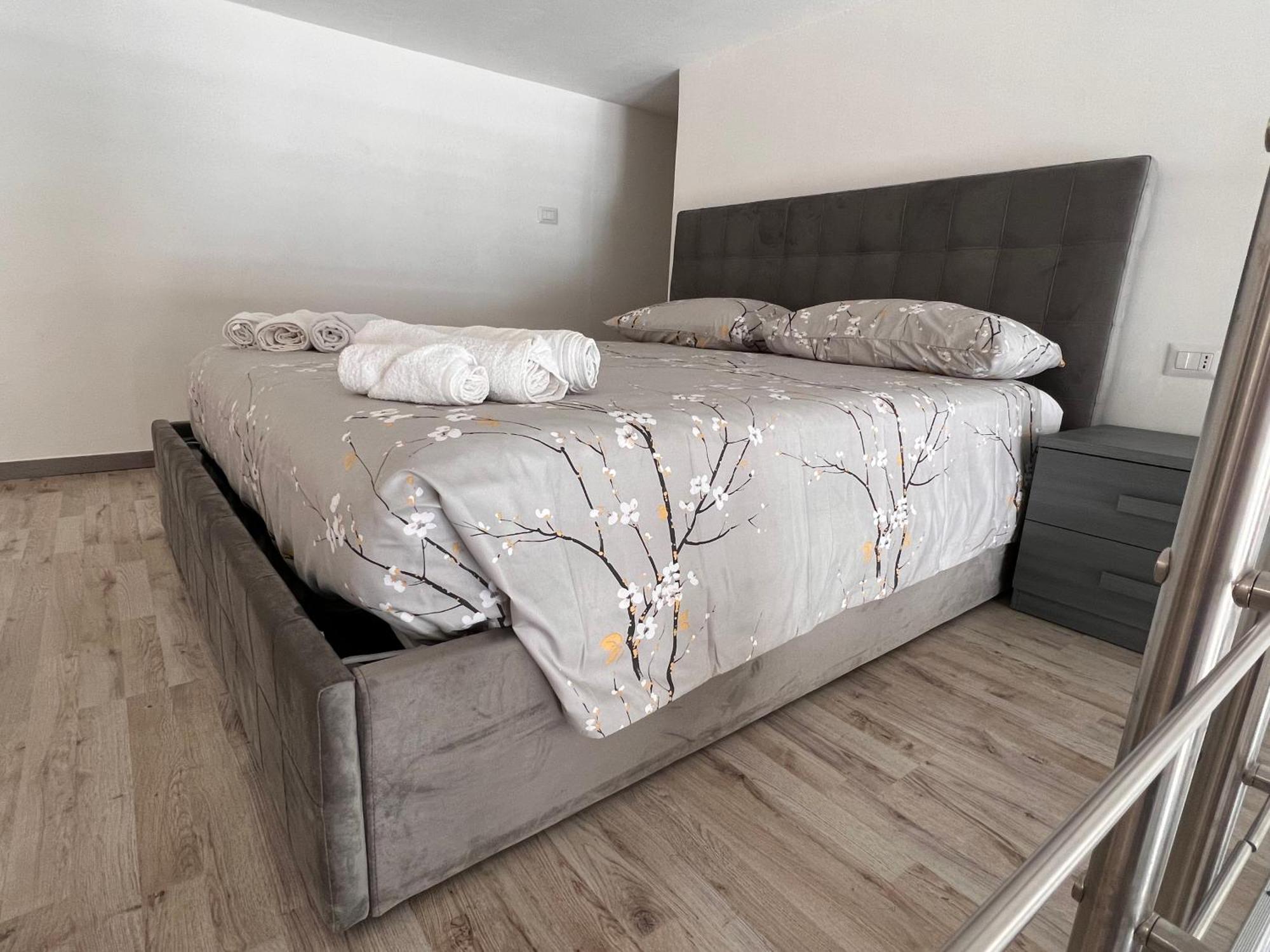 Urban Charme Loft Apartment ดอร์กาลี ภายนอก รูปภาพ
